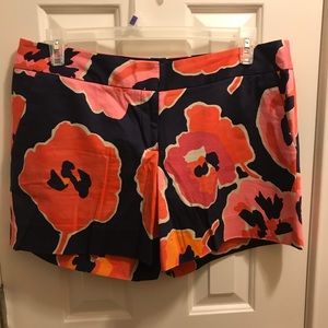 The Limited drew fit shorts size 14
